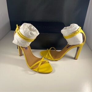 Ralph Lauren Purple Label Ardelisa Ayers Canary Yellow Heels- Size 40 B (US 9)